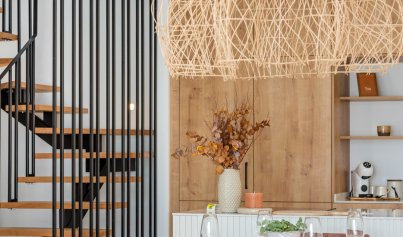 Neue Gebäude - Stadthaus -
Dolores