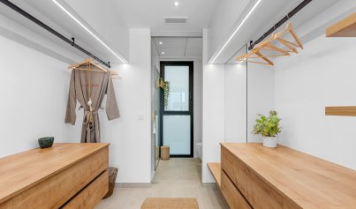 Neue Gebäude - Stadthaus -
Dolores