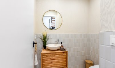 Neue Gebäude - Stadthaus -
Dolores