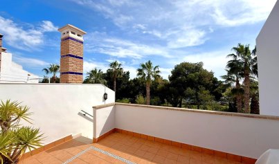 Resale - Townhouse -
Orihuela Costa - Villamartin