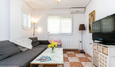 Återförsäljning - Quad House -
Playa Flamenca