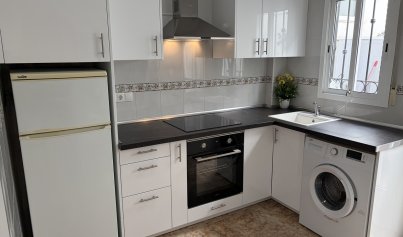 Wiederverkauf - Stadthaus -
Punta Prima