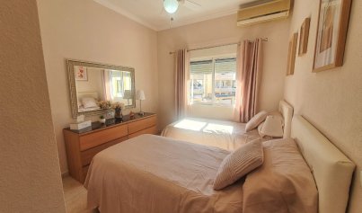 Resale - Villa -
Orihuela Costa - Villamartin