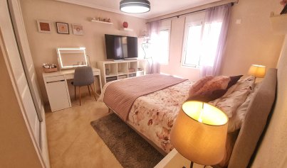 Resale - Villa -
Orihuela Costa - Villamartin