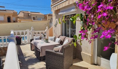 Resale - Villa -
Orihuela Costa - Villamartin