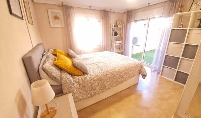 Resale - Villa -
Orihuela Costa - Villamartin