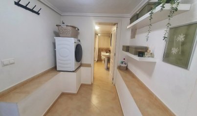 Resale - Villa -
Orihuela Costa - Villamartin