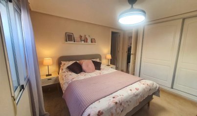 Resale - Villa -
Orihuela Costa - Villamartin