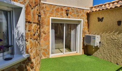 Resale - Villa -
Orihuela Costa - Villamartin