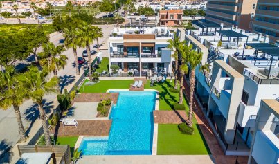 Resale - Apartment / Flat * -
Guardamar del Segura* - El Raso*
