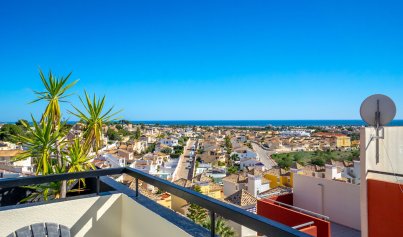 Resale - Townhouse -
Orihuela Costa - Villamartin