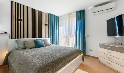 Resale - Townhouse -
Orihuela Costa - Villamartin
