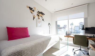Resale - Villa -
Orihuela Costa - Cabo Roig