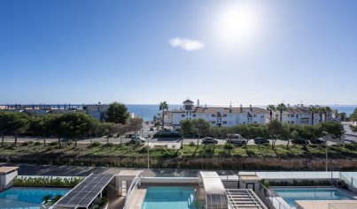 Resale - Villa -
Orihuela Costa - Cabo Roig