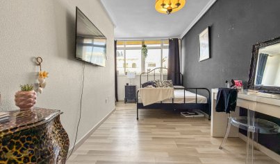 Resale - Townhouse -
Orihuela Costa - La Florida