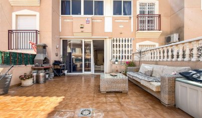 Resale - Townhouse -
Orihuela Costa - La Florida