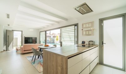 Resale - Villa -
Orihuela Costa - Costa Blanca