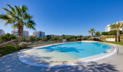 Resale - Apartment -
Orihuela Costa - Villamartin