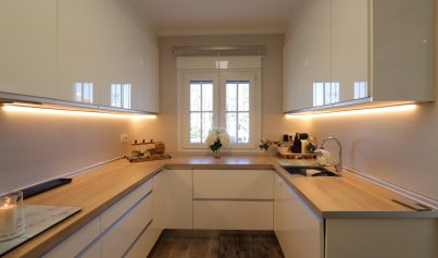 Resale - Villa -
Orihuela Costa - Villamartin