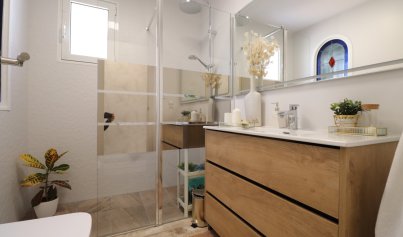 Resale - Villa -
Orihuela Costa - Villamartin