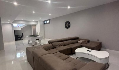 Herverkoop - Villa -
Villamartín - PAU 8