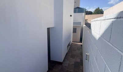 Herverkoop - Villa -
Villamartín - PAU 8