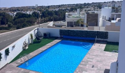 Herverkoop - Villa -
Villamartín - PAU 8