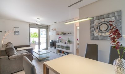 Resale - Apartment -
Orihuela Costa - Los Dolses