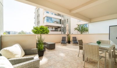 Resale - Apartment -
Orihuela Costa - Los Dolses