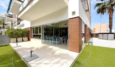 Resale - Apartment -
Orihuela Costa - Villamartin