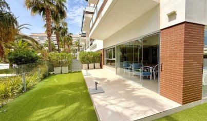 Resale - Apartment -
Orihuela Costa - Villamartin