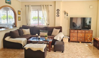 Resale - Villa -
Orihuela Costa - Los Dolses