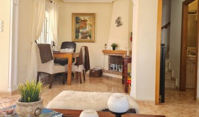 Resale - Villa -
Orihuela Costa - Los Dolses