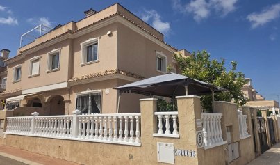 Resale - Villa -
Orihuela Costa - Los Dolses