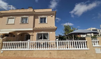 Resale - Villa -
Orihuela Costa - Los Dolses