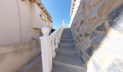 Resale - Villa -
La Zenia - Costa Blanca