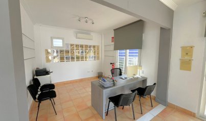 Resale - Commercial -
Orihuela Costa - Playa Flamenca