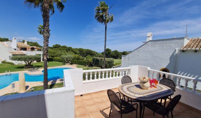 Resale - Villa -
Villamartín - Villamartin