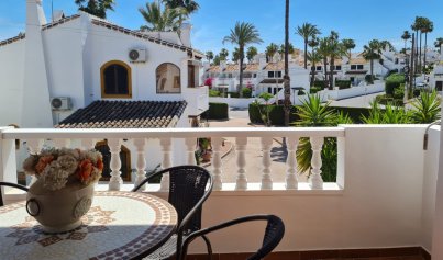 Resale - Villa -
Villamartín - Villamartin