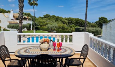 Resale - Villa -
Villamartín - Villamartin