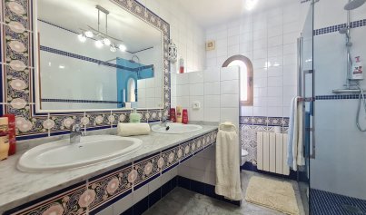 Resale - Villa -
Villamartín - Villamartin
