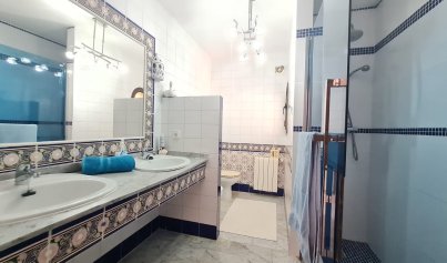 Resale - Villa -
Villamartín - Villamartin