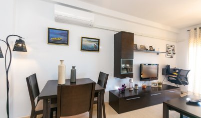Resale - Apartment -
Campoamor - Dehesa de Campoamor
