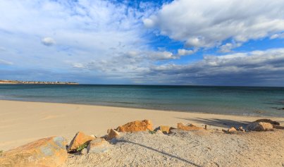 Resale - Apartment -
Campoamor - Dehesa de Campoamor
