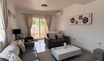 Resale - Townhouse -
Villamartín - Costa Blanca