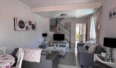 Resale - Townhouse -
Villamartín - Costa Blanca