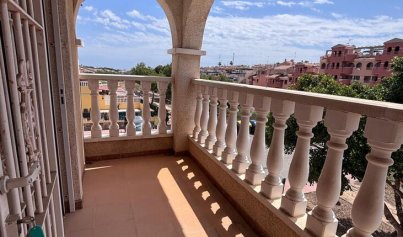 Resale - Townhouse -
Villamartín - Costa Blanca
