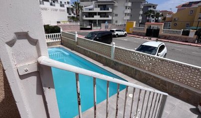 Resale - Townhouse -
Villamartín - Costa Blanca