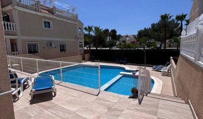 Resale - Townhouse -
Villamartín - Costa Blanca