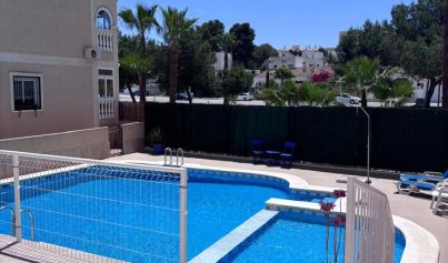 Resale - Townhouse -
Villamartín - Costa Blanca